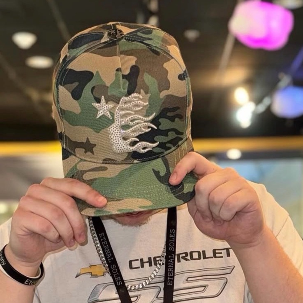 HELLSTAR  Camo Rhinestone Logo Snapback Hat